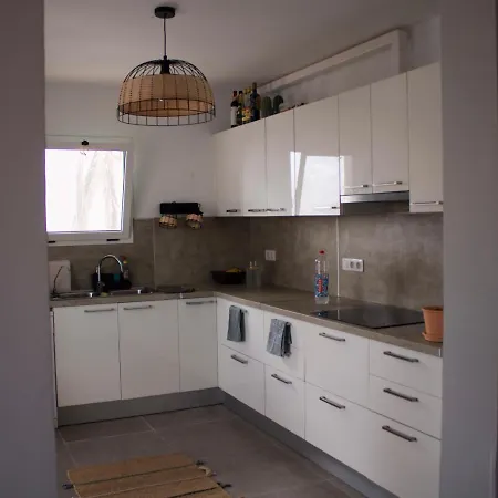 Casa *