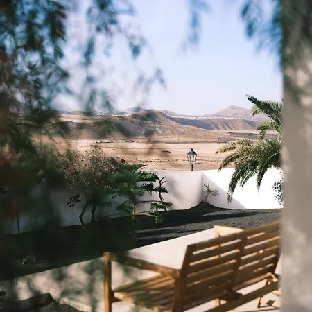 Casa *